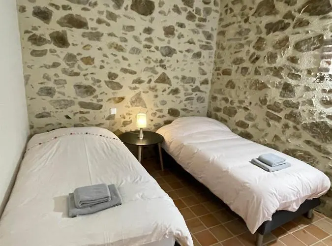 De La Foye - Le Lilas Combrand